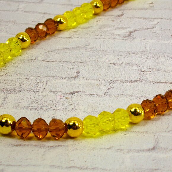 Yellow and brown all glass bead necklace mixed with polished gold beads. - Picture 3 of 8